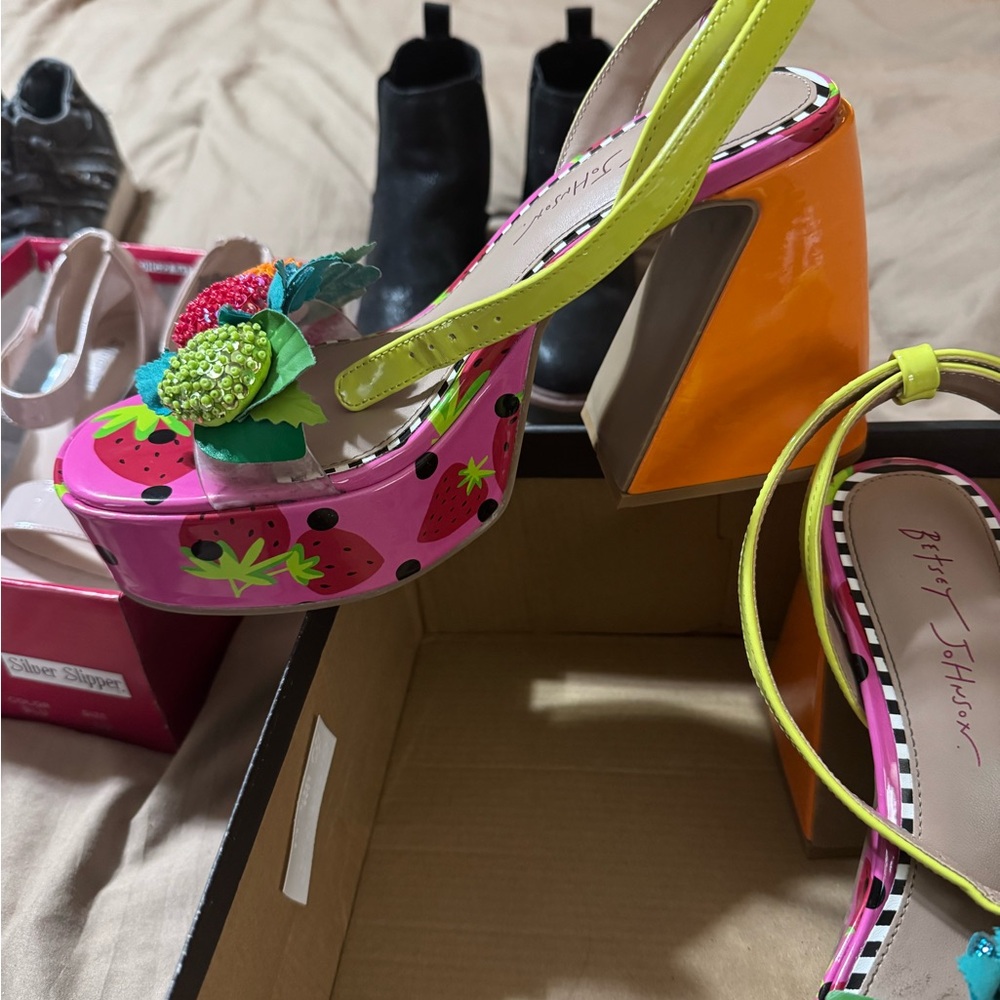 Betsey Johnson Sprite Multi - Neon Yellow and Pink Platform Heels